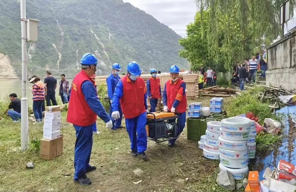 抗震抢险——电力人迎难而上